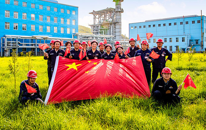 燃！老子有钱lzyq88官网集团“快闪”献礼建党100周年